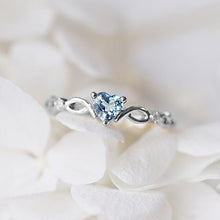 Load image into Gallery viewer, USTAR Heart CZ crystals Midi Rings for Women Fashion Jewelry gold/silver Wedding engagement rings female Bague Mujer Accessories