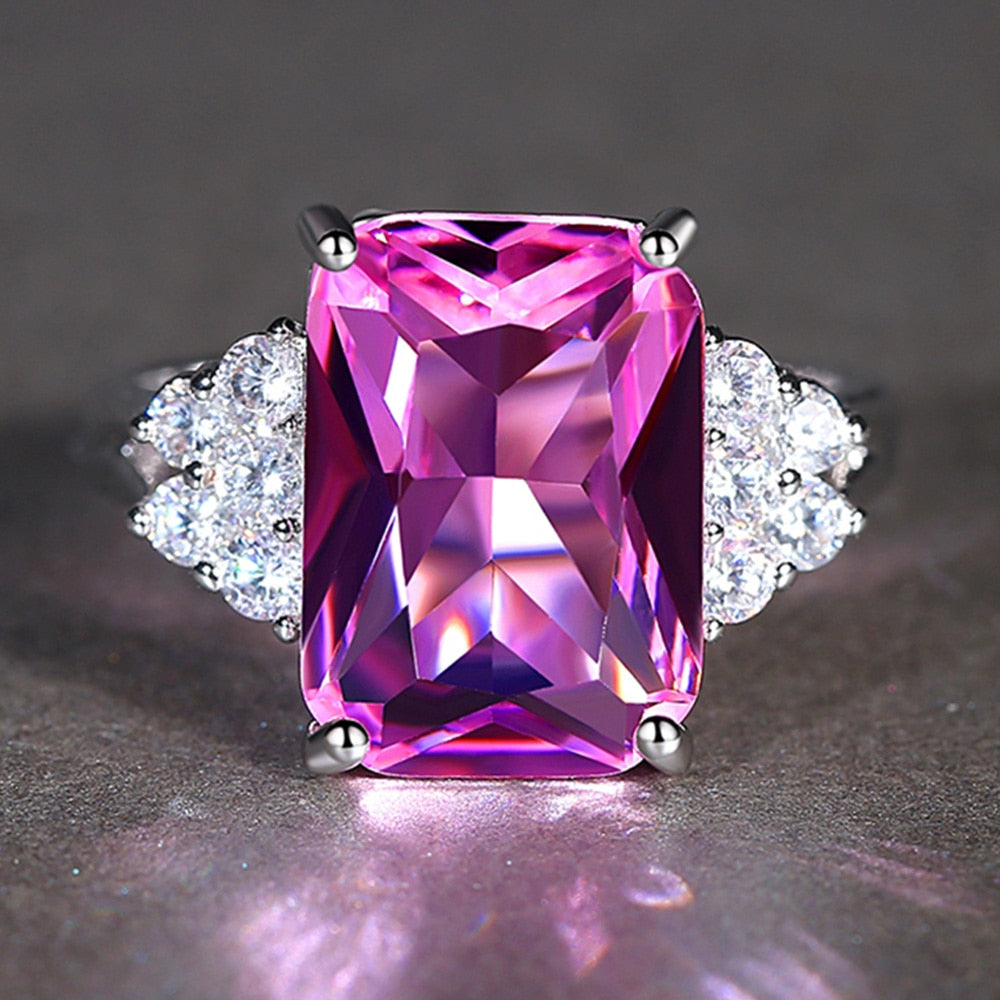 Beiver Fashion Square Crystal Ring For Females Women Pink Color Elegant Finger Glass Stone Rings Jewelry Accessory Party Gift